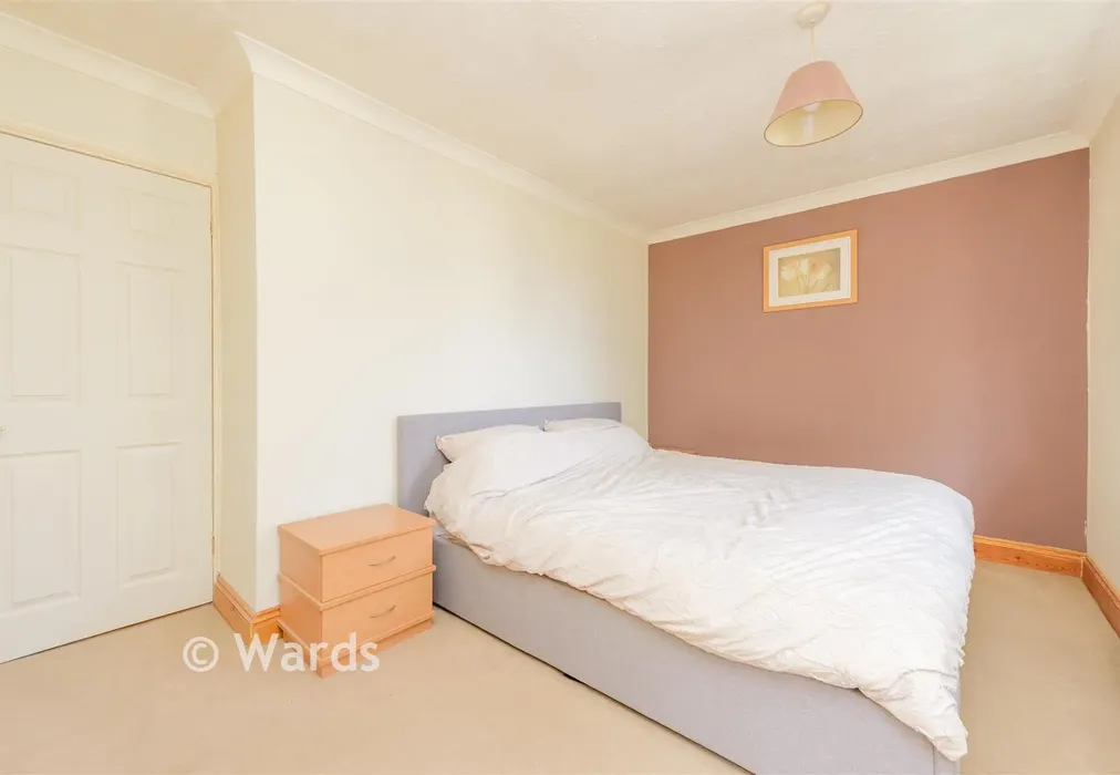Bedroom 1 - Elham Close, Twydall, Gillingham, Kent - Wards of Kent