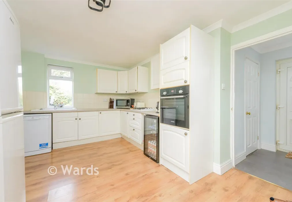 Kitchen - Elham Close, Twydall, Gillingham, Kent - Wards of Kent