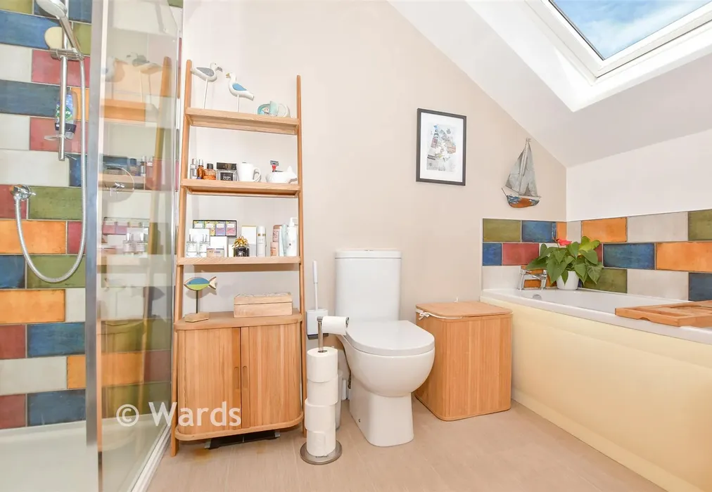 Bathroom - Amsbury Road, Coxheath, Maidstone, Kent - Wards of Kent
