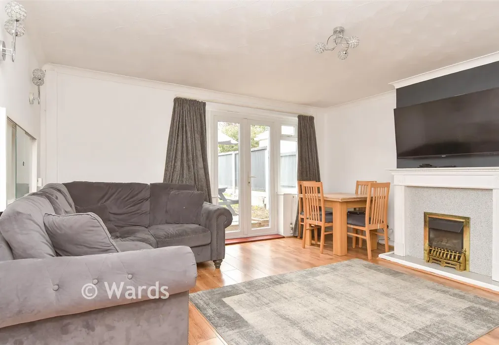 Lounge - Killick Road, Hoo, Rochester, Kent - Wards of Kent