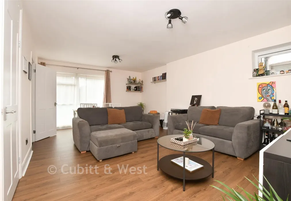 Living Room - Ross Road, Wallington, Surrey - Wards of Kent