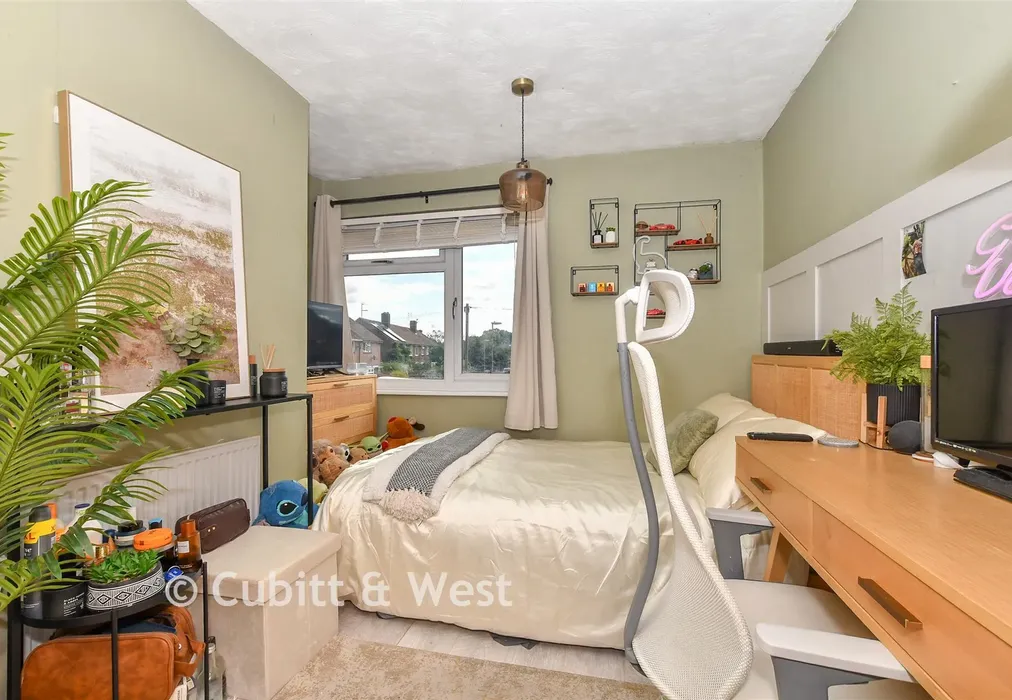 Bedroom 2 - Stockheath Way, Leigh Park, Hampshire - Wards of Kent