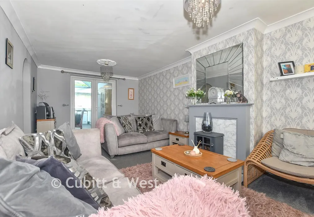 Lounge - Stockheath Way, Leigh Park, Hampshire - Wards of Kent