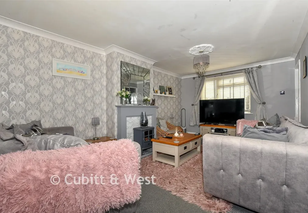 Lounge - Stockheath Way, Leigh Park, Hampshire - Wards of Kent