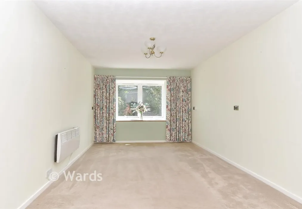 Lounge/Dining Area - Mayplace Road East, Bexleyheath, Kent - Wards of Kent