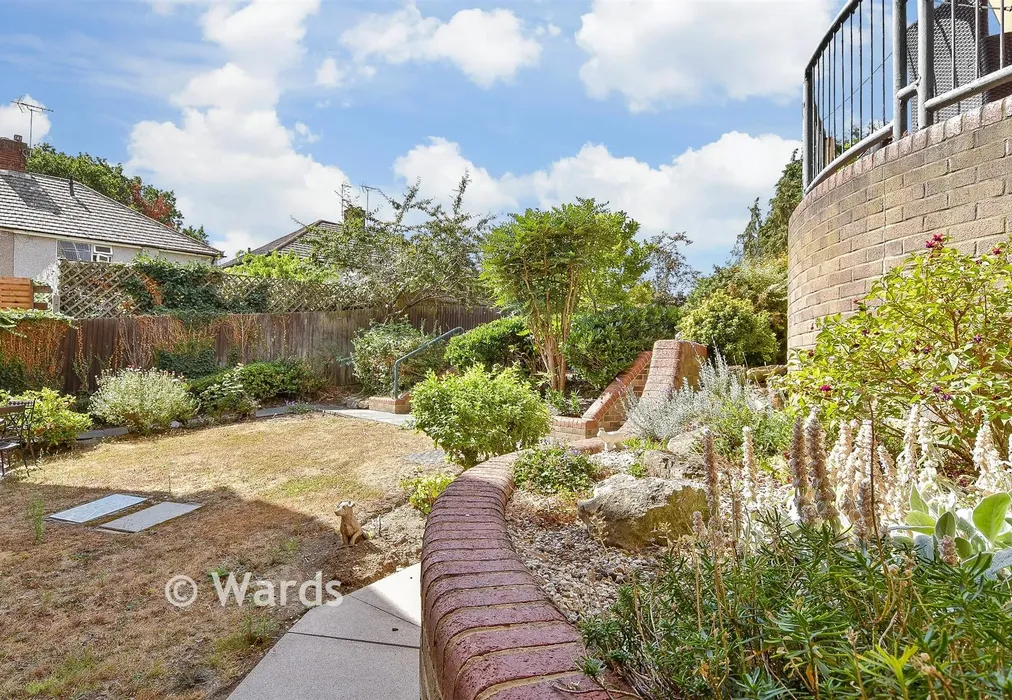 Communal Gardens - Mayplace Road East, Bexleyheath, Kent - Wards of Kent