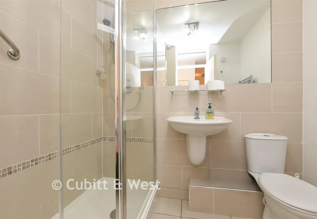 Shower Room - Albion Road, Sutton, Surrey - Wards of Kent