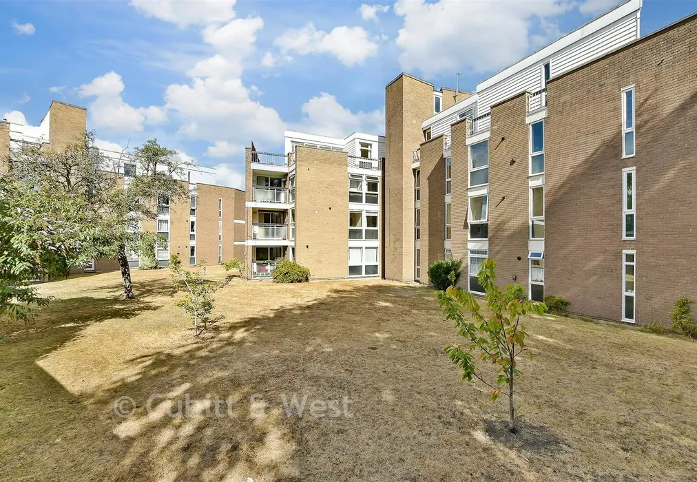 Communal Gardens - Albion Road, Sutton, Surrey - Wards of Kent