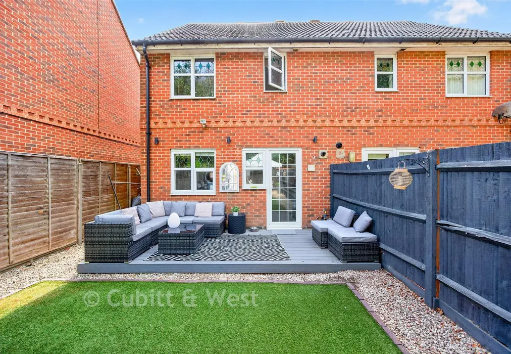 External Image Rear Garden - Azalea Close, Havant, Hampshire - Wards of Kent