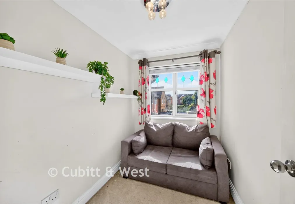 Bedroom 3 - Azalea Close, Havant, Hampshire - Wards of Kent