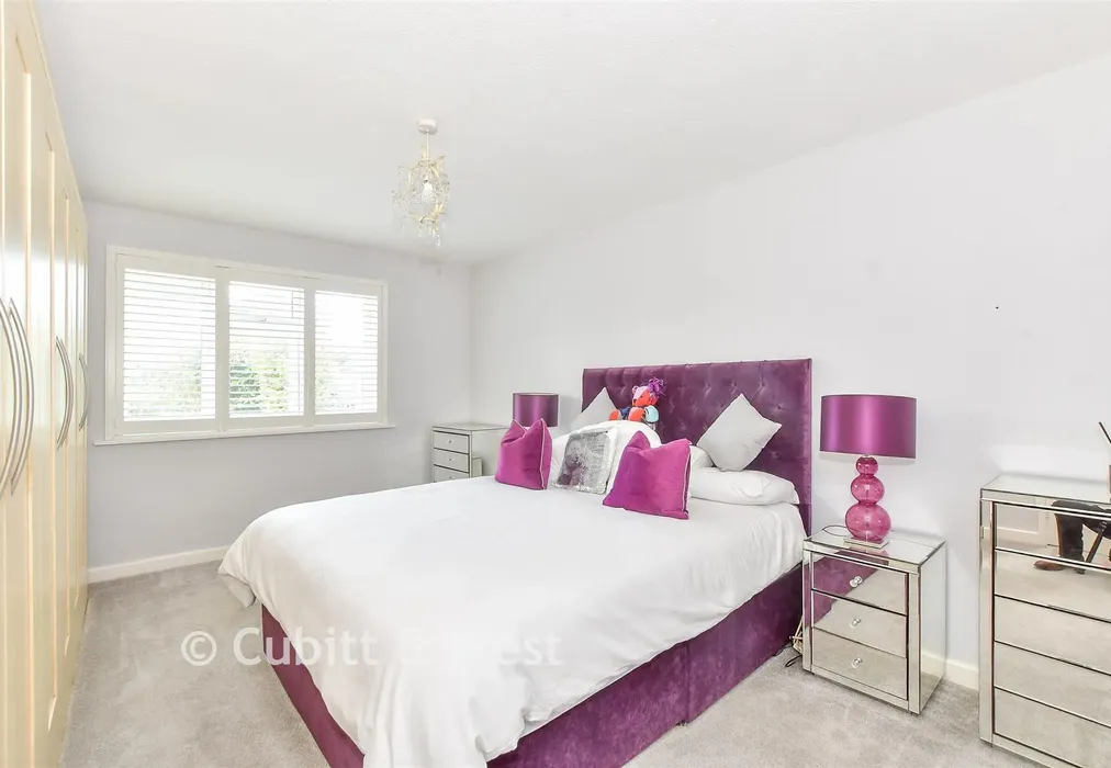 Bedroom 1 - Buckland Close, Waterlooville, Hampshire - Wards of Kent