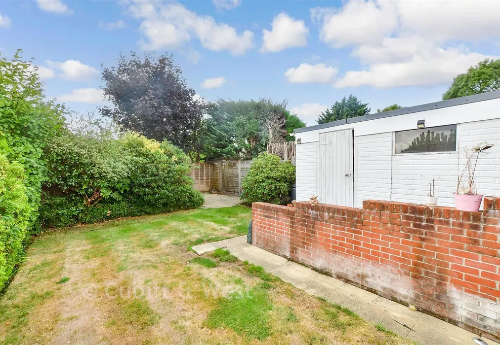Rear Garden - Buckland Close, Waterlooville, Hampshire - Wards of Kent