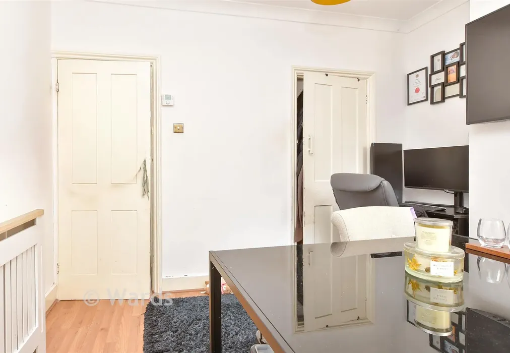 Dining Room - Montfort Road, Strood, Rochester, Kent - Wards of Kent
