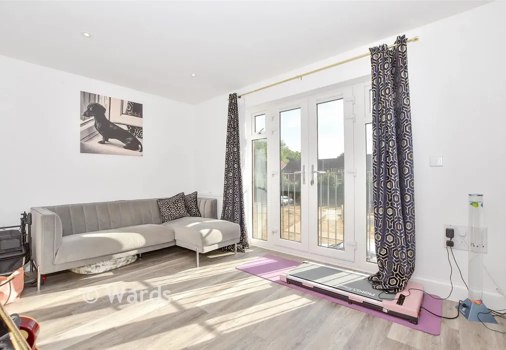 Lounge - Hengist Drive, Aylesford, Kent - Wards of Kent