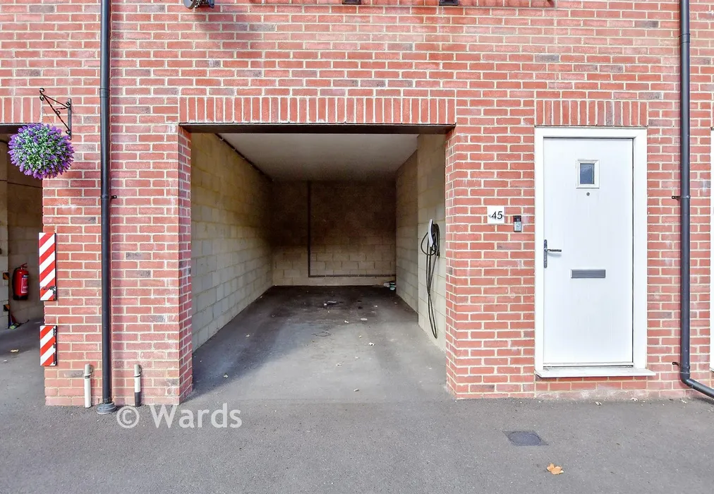 Car Port - Hengist Drive, Aylesford, Kent - Wards of Kent