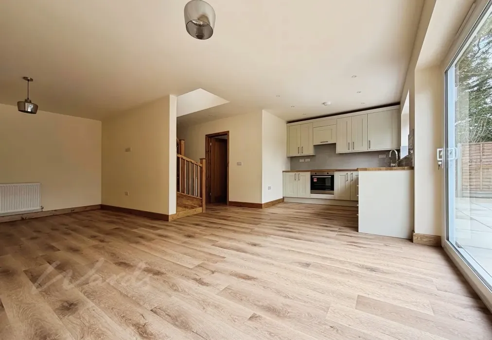 Beau open plan use - Beaufort Avenue Ramsgate CT12 - Wards of Kent