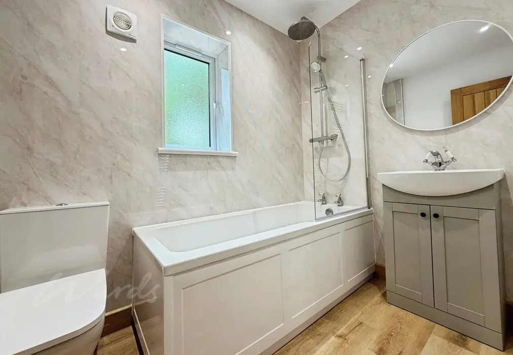 Beau bath use - Beaufort Avenue Ramsgate CT12 - Wards of Kent