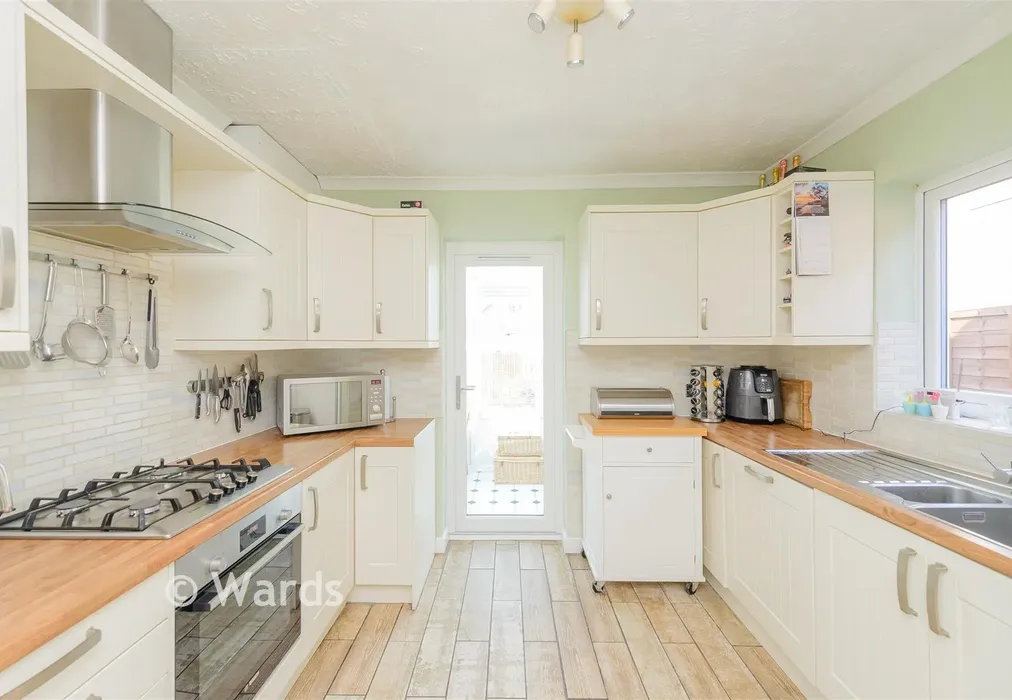 Kitchen - New Road, South Darenth, Kent - Wards of Kent