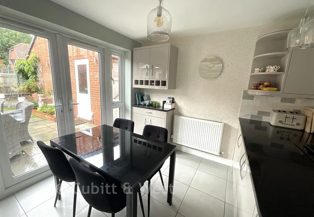 Kitchen/Diner - Upperton Grove, Littlehampton, West Sussex - Wards of Kent
