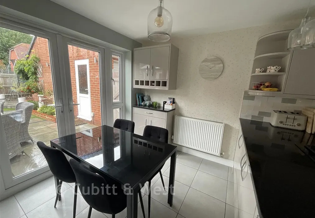 Kitchen/Diner - Upperton Grove, Littlehampton, West Sussex - Wards of Kent