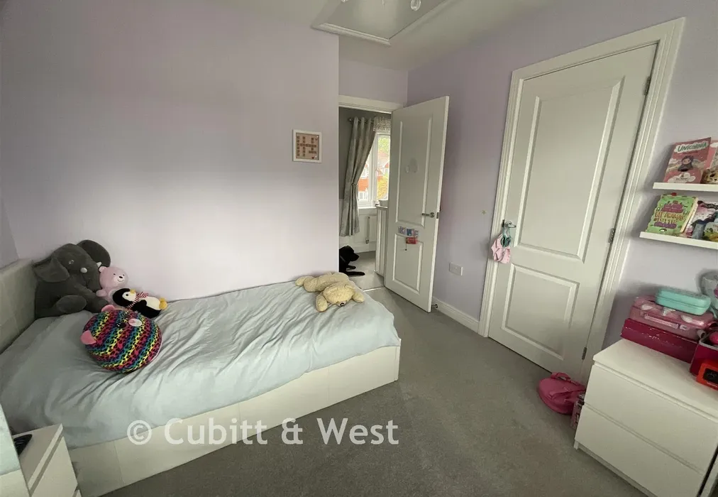 Bedroom 2 - Upperton Grove, Littlehampton, West Sussex - Wards of Kent