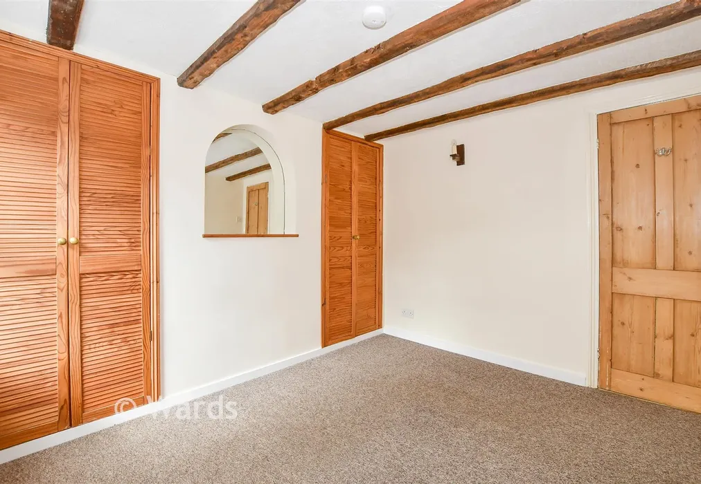 Bedroom 1 - Ware Street, Bearsted, Kent - Wards of Kent