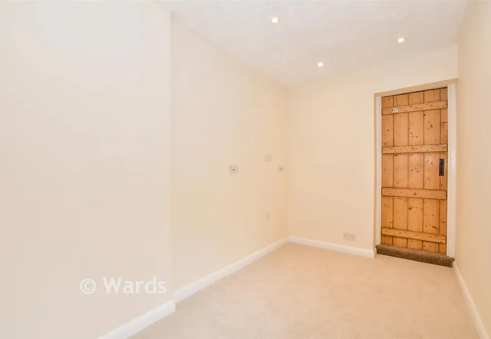 Bedroom 2 - Ware Street, Bearsted, Kent - Wards of Kent