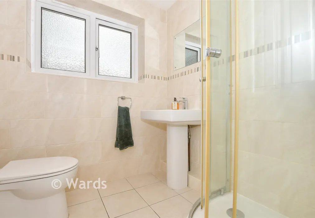 Shower Room - Ware Street, Bearsted, Kent - Wards of Kent