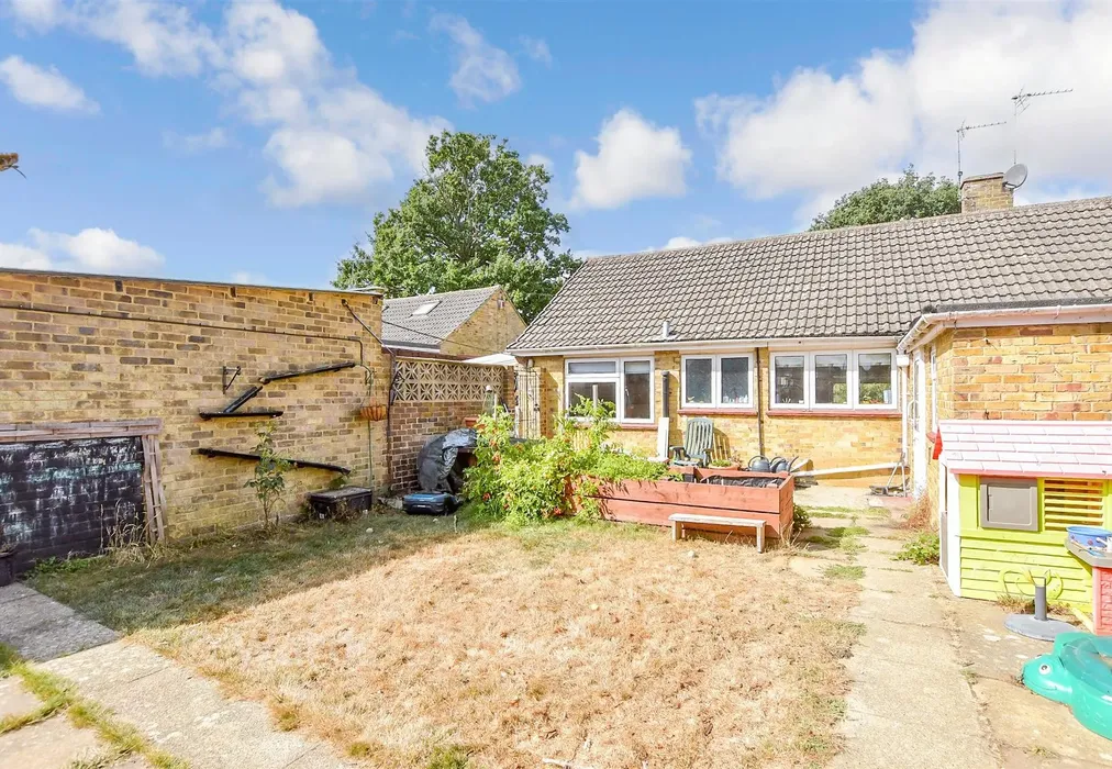Rear Garden - Wrangleden Road, Maidstone, Kent - Wards of Kent