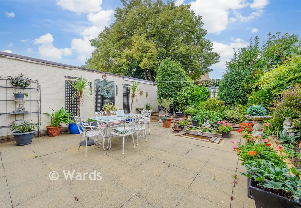 Rear Garden - Cobsdene, Gravesend, Kent - Wards of Kent