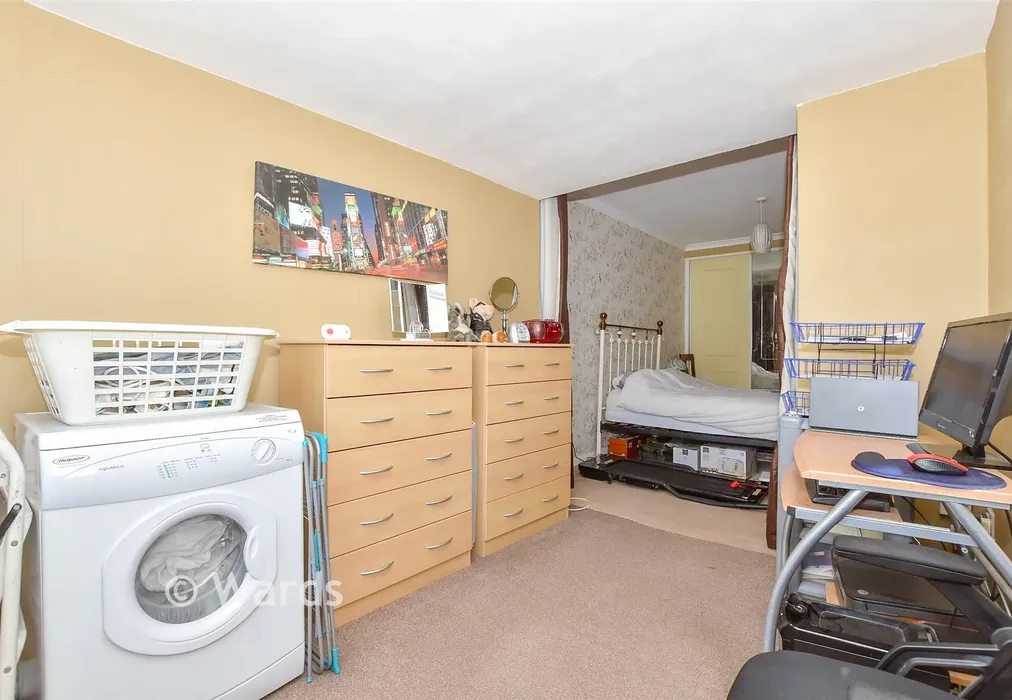 Study - Eynsford Road, Maidstone, Allington, Kent - Wards of Kent