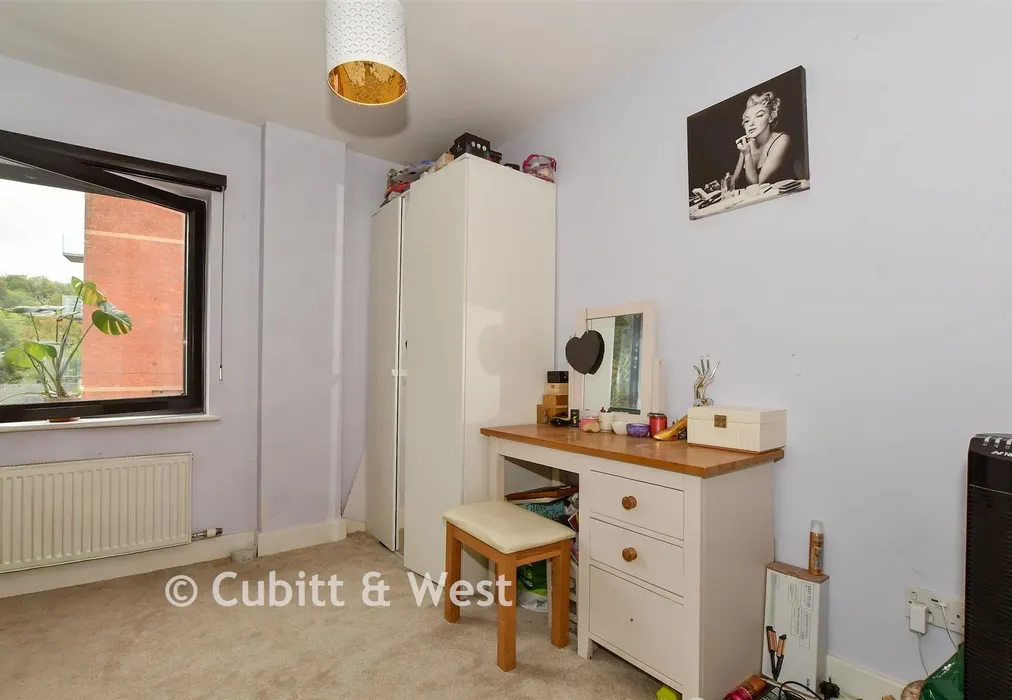 Bedroom 2 - Croydon Road, Caterham, Surrey - Wards of Kent