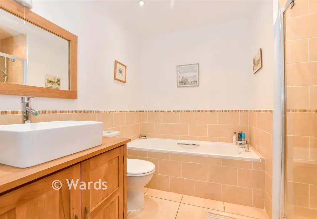 Bathroom - Roman Road, Maydensole, Dover, Kent - Wards of Kent