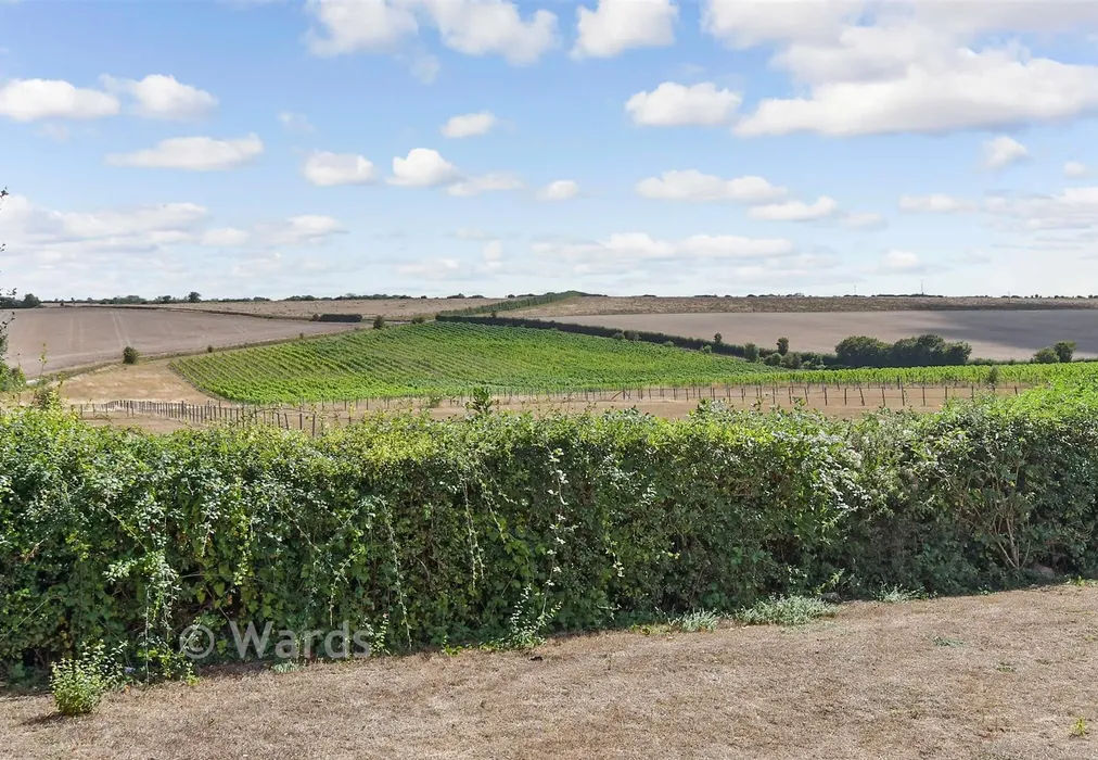 Surrounding Area - Roman Road, Maydensole, Dover, Kent - Wards of Kent