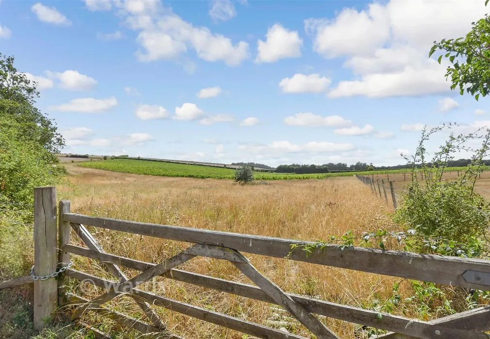 External Lifestyle Photograph - Roman Road, Maydensole, Dover, Kent - Wards of Kent