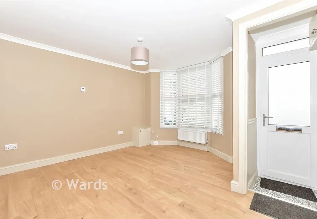 Lounge - Clarendon Place, Dover, Kent - Wards of Kent