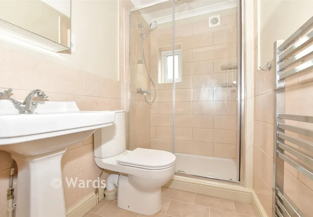 Shower Room - Clarendon Place, Dover, Kent - Wards of Kent