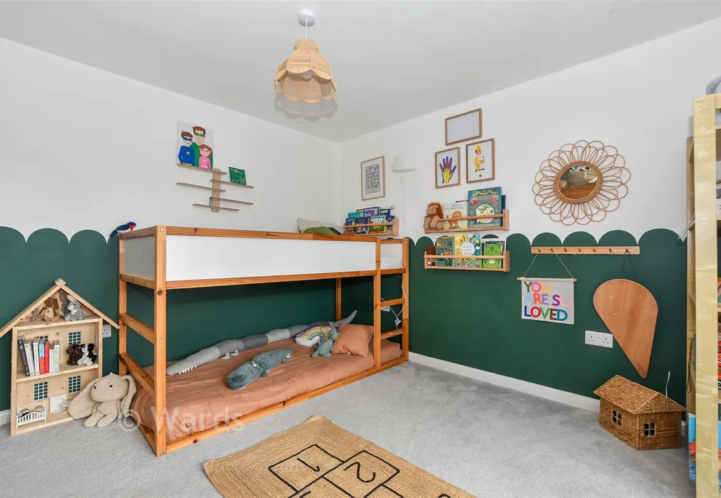 Bedroom 2 - King Road, Staplehurst, Kent - Wards of Kent