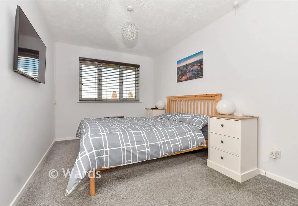 Bedroom 1 - Western Road, Deal, Kent - Wards of Kent