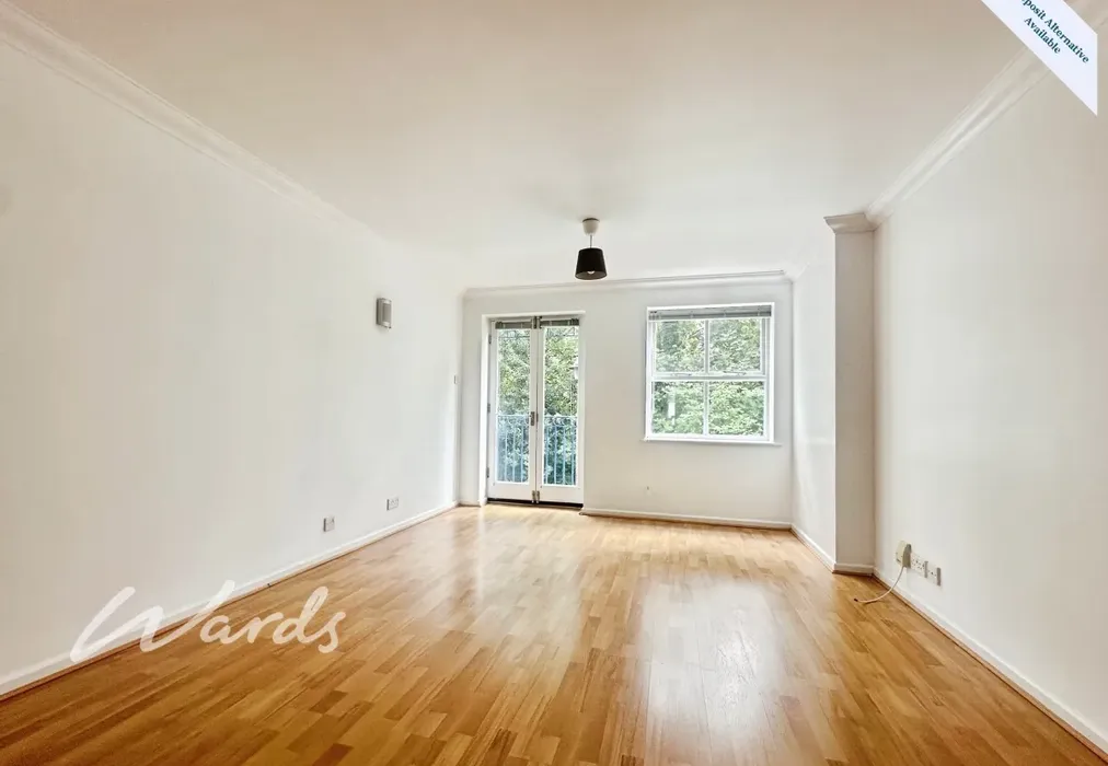 Living/Dining Area - River Bank Close Maidstone ME15 - Wards of Kent