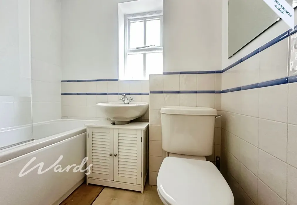 Bathroom - River Bank Close Maidstone ME15 - Wards of Kent