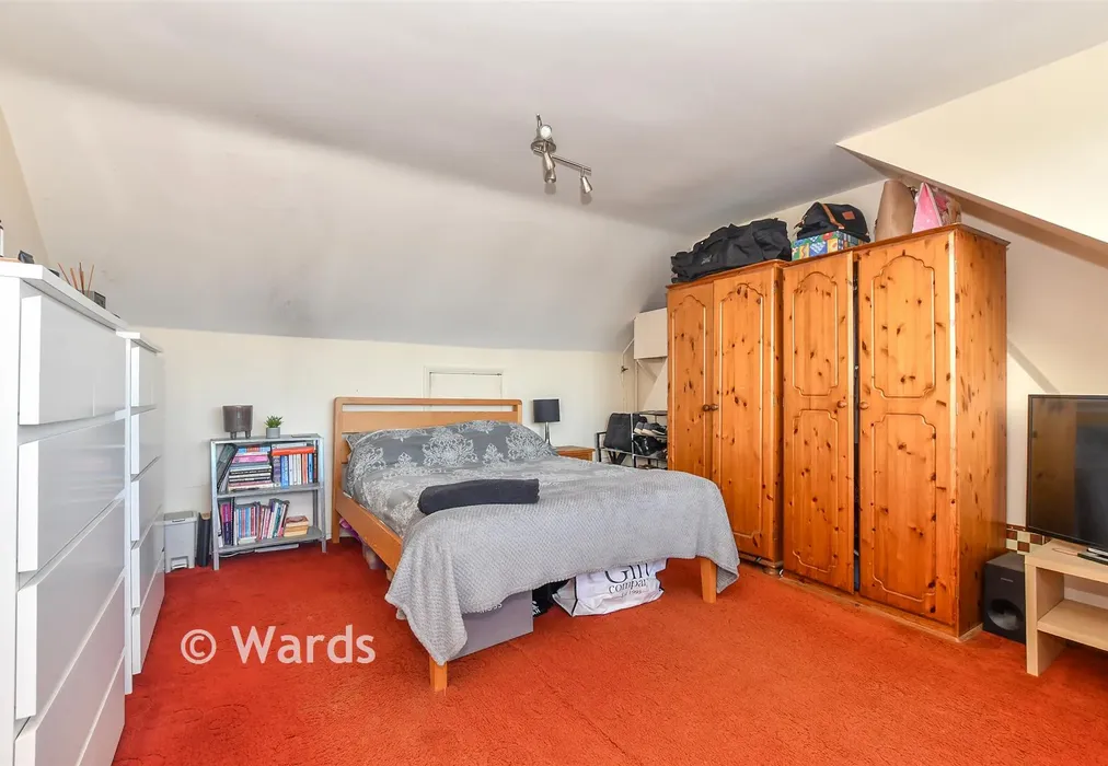 Bedroom 1 - Stanley Road, Folkestone, Kent - Wards of Kent