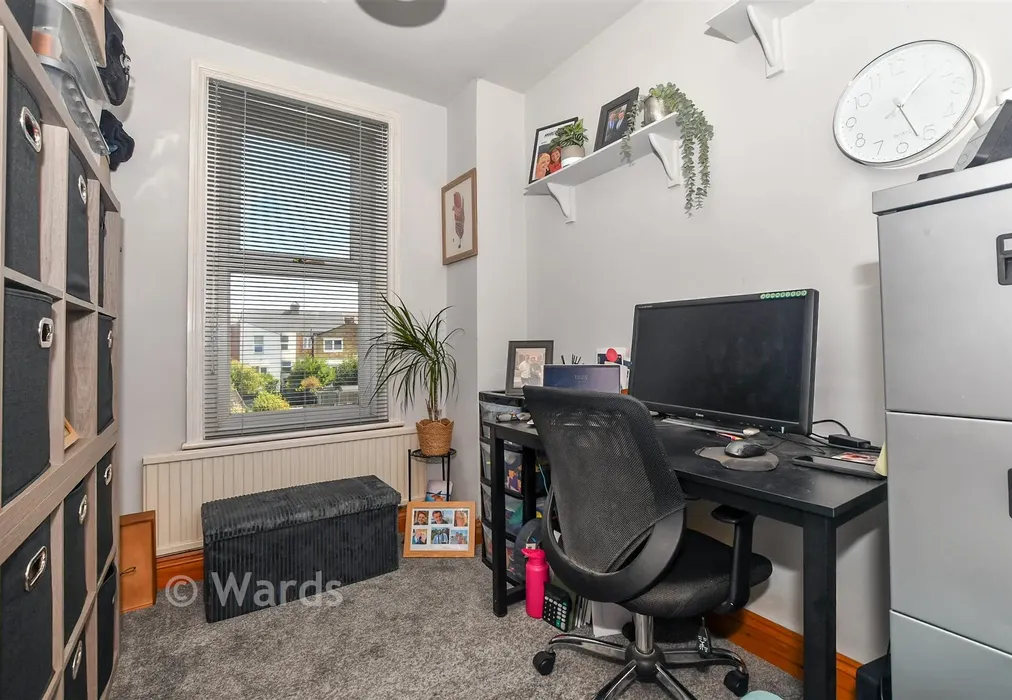 Bedroom 4 - Stanley Road, Folkestone, Kent - Wards of Kent