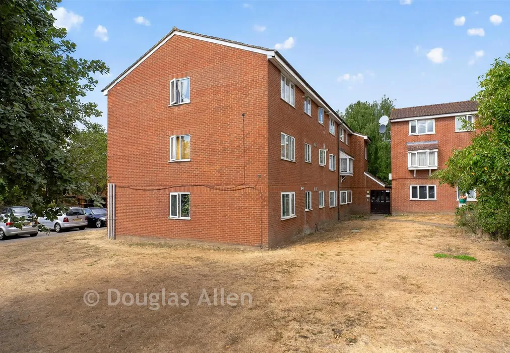 EXTERNAL FRONT - Millhaven Close, Romford, Essex - Wards of Kent