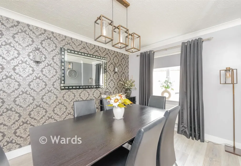 Dining Room - Mackintosh Close, High Halstow, Kent - Wards of Kent