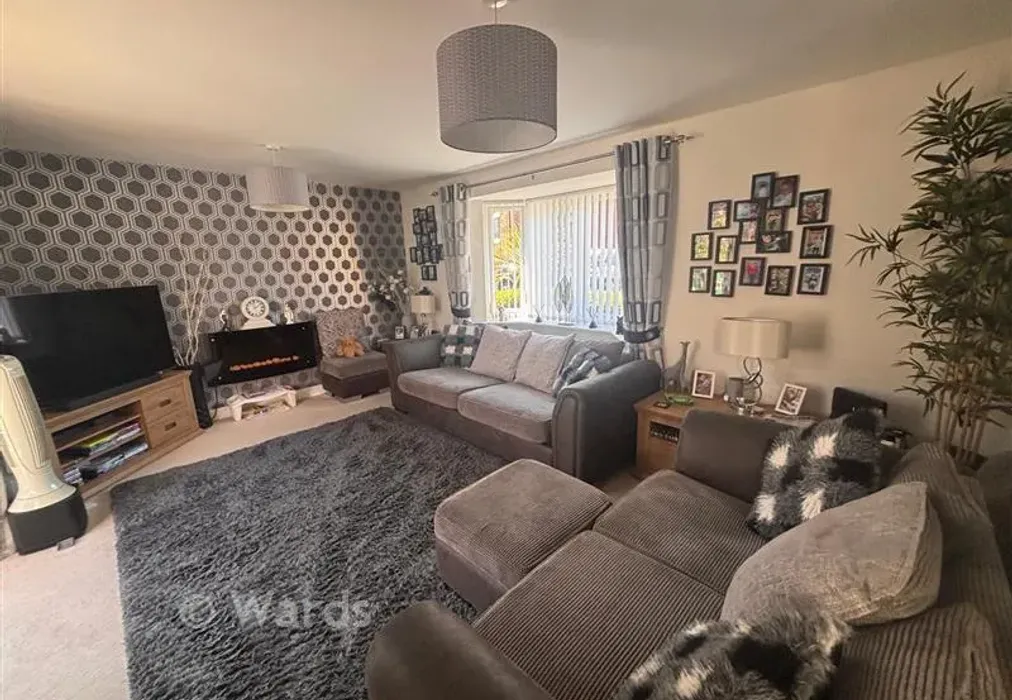 Lounge - Spinel Close, Sittingbourne, Kent - Wards of Kent