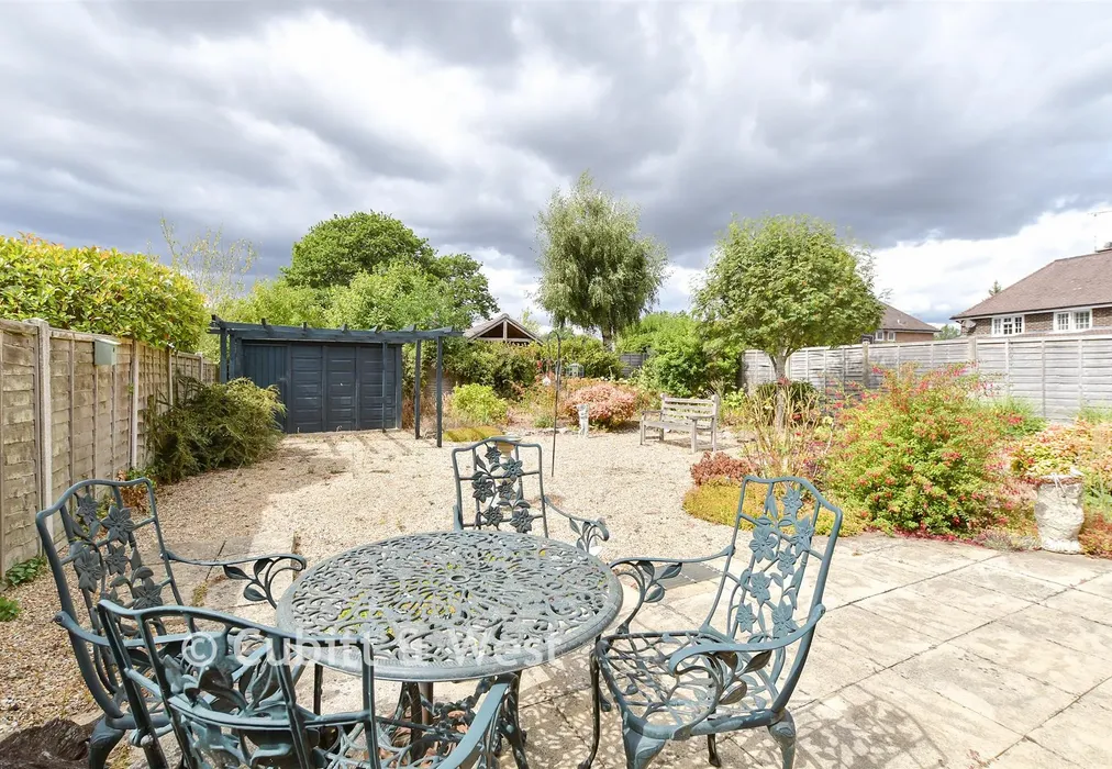 Rear Garden - Irwin Drive, Horsham, West Sussex - Wards of Kent