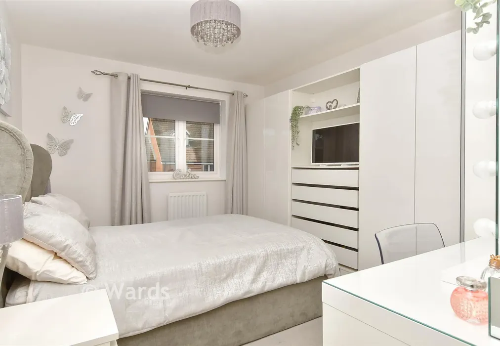 Bedroom 1 - Weymouth Road, Wainscott, Rochester, Kent - Wards of Kent