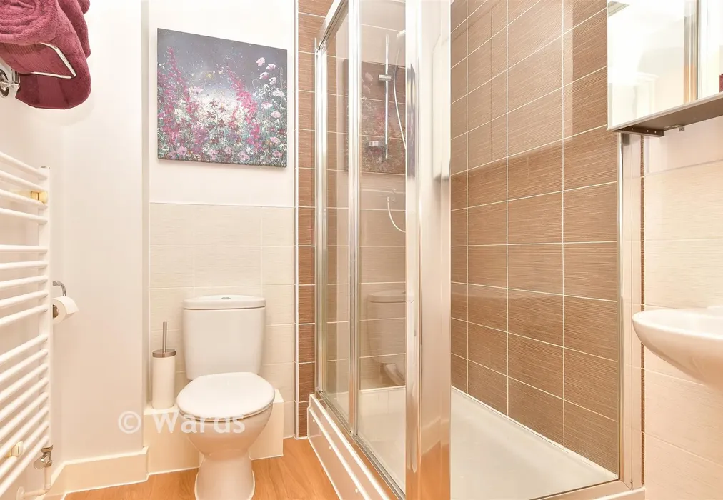 En-Suite Shower Room - Weymouth Road, Wainscott, Rochester, Kent - Wards of Kent