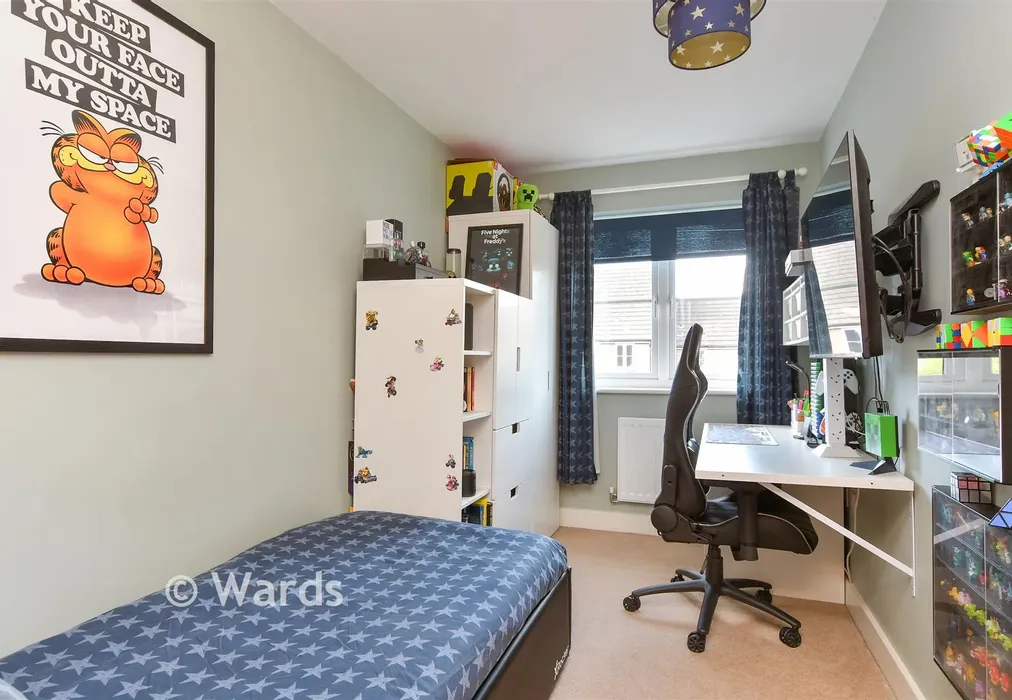 Bedroom 3 - Weymouth Road, Wainscott, Rochester, Kent - Wards of Kent